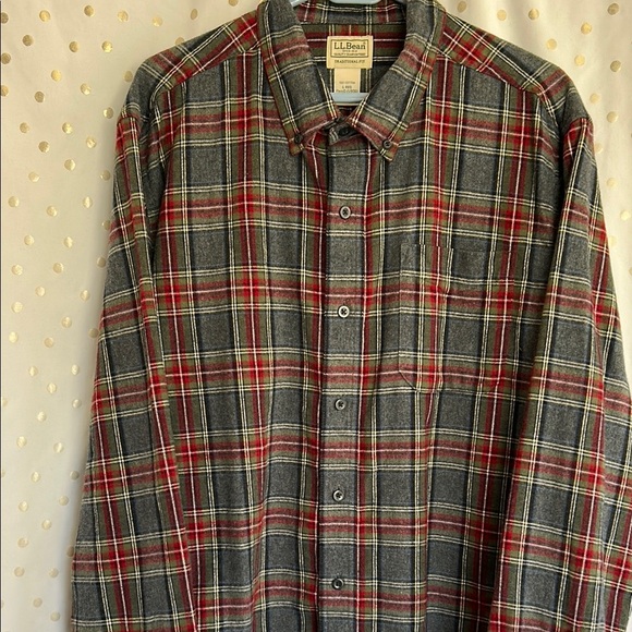 L.L. Bean Men's Casual Plaid Shirt - Red and Black - Picture 2 of 11